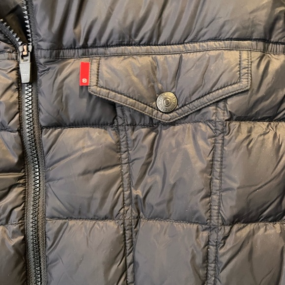 Levi’s black lightweight puffer coat XXL - Picture 2 of 3